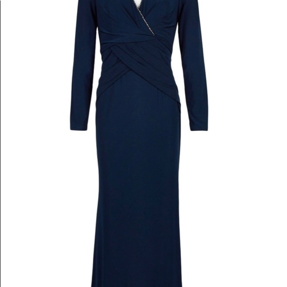 🎉🎉Host Pick🎉🎉Adrianna Papell Gown - Picture 9 of 9